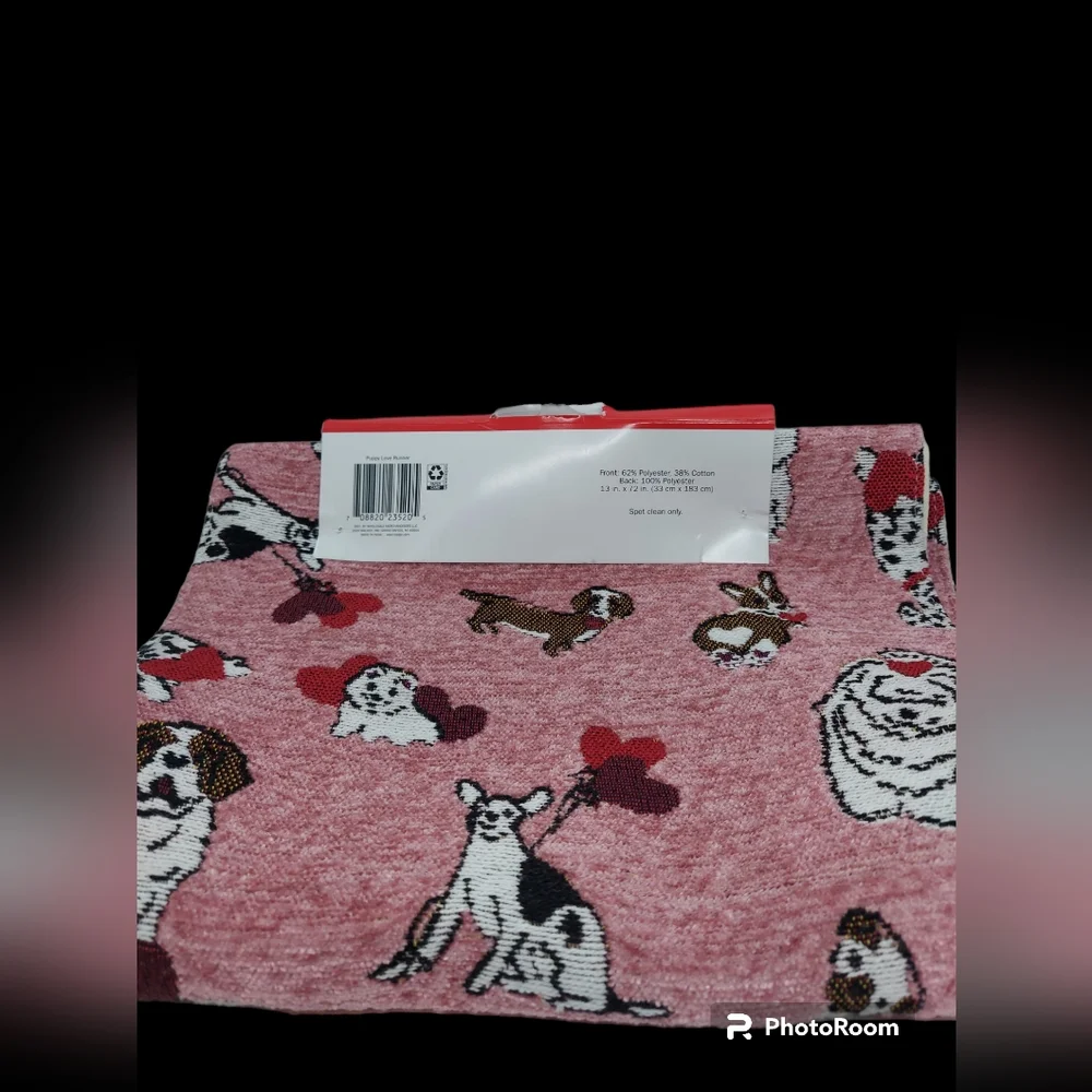Valentine's Day Puppy Love Table Runner NWOT